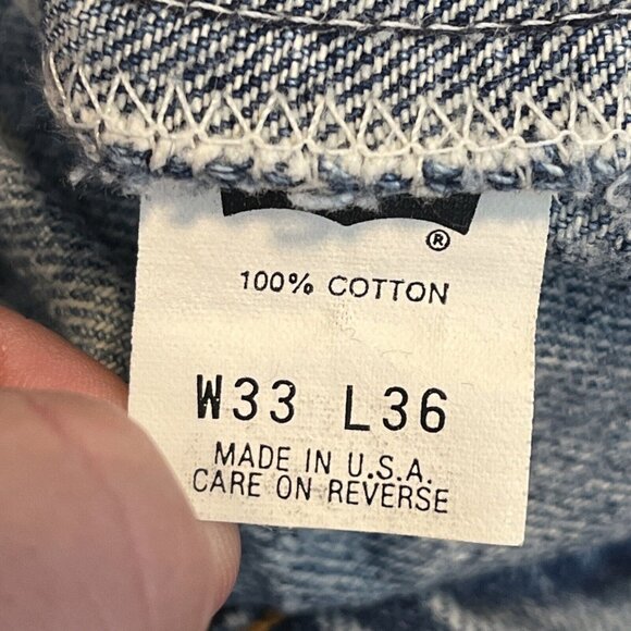 VTG Levis 550 Destroyed Denim Jeans 33x30 Blue Faded USA Made Tapered Grunge - Picture 9 of 12